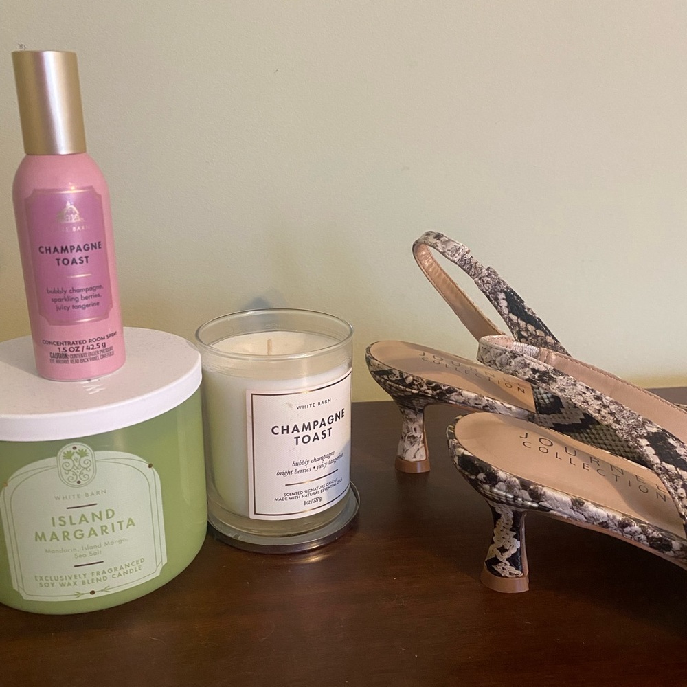 Journee Collection Snakeskin Slingback Heels with Candle Set